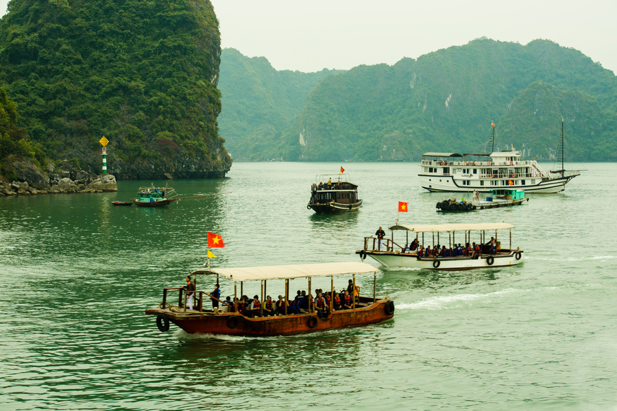 Activities on Halong bay tours