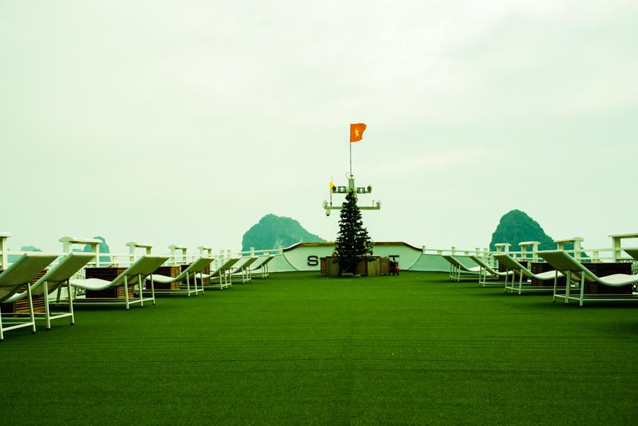 Sundeck on Starlight Cruise Halong Bay