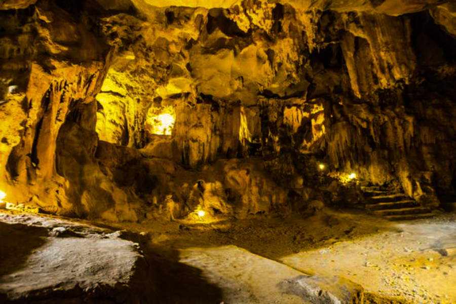 Thien Canh Son cave