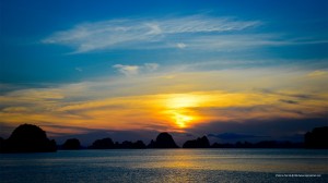 Sunset at Halong Bay valley